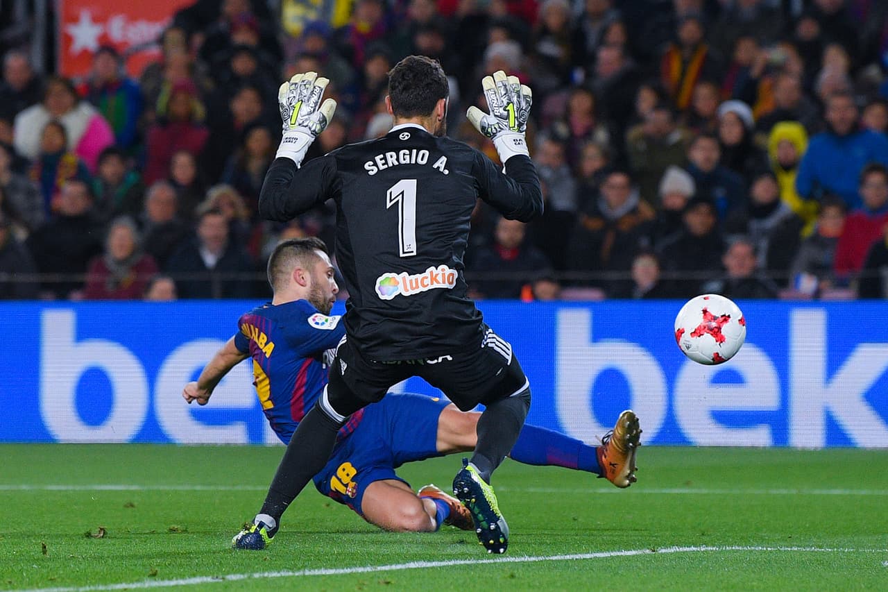 Jordi Alba anotó el 3-0 al minuto 28 del primer tiempo y con eso casi que confirmó el dominio de un Barcelona que luce gigante.