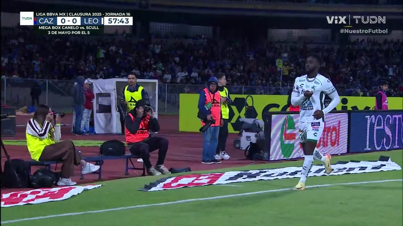 ¡Golazo de la Fiera! Mendoza cruza su disparo para el 1-0