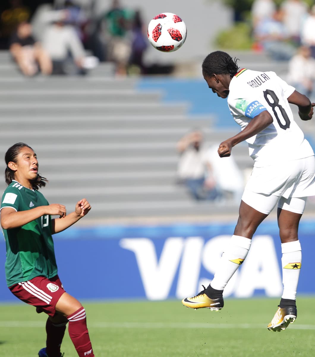 Las mexicanas lucharon en el terreno de juego para equiparar cargas y buscar la victoria.
