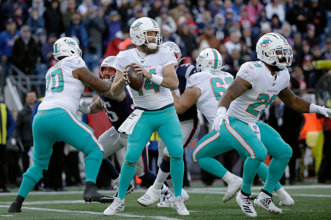 Los Miami Dolphins no irían por un quarterback en el Draft