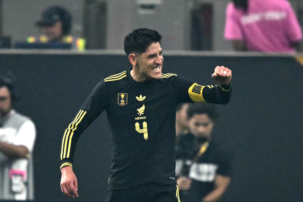 Edson Álvarez (Fenerbache), 24 millones de euros