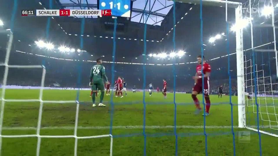 ¡GOOOL! Ozan Kabak anota para FC Schalke 04