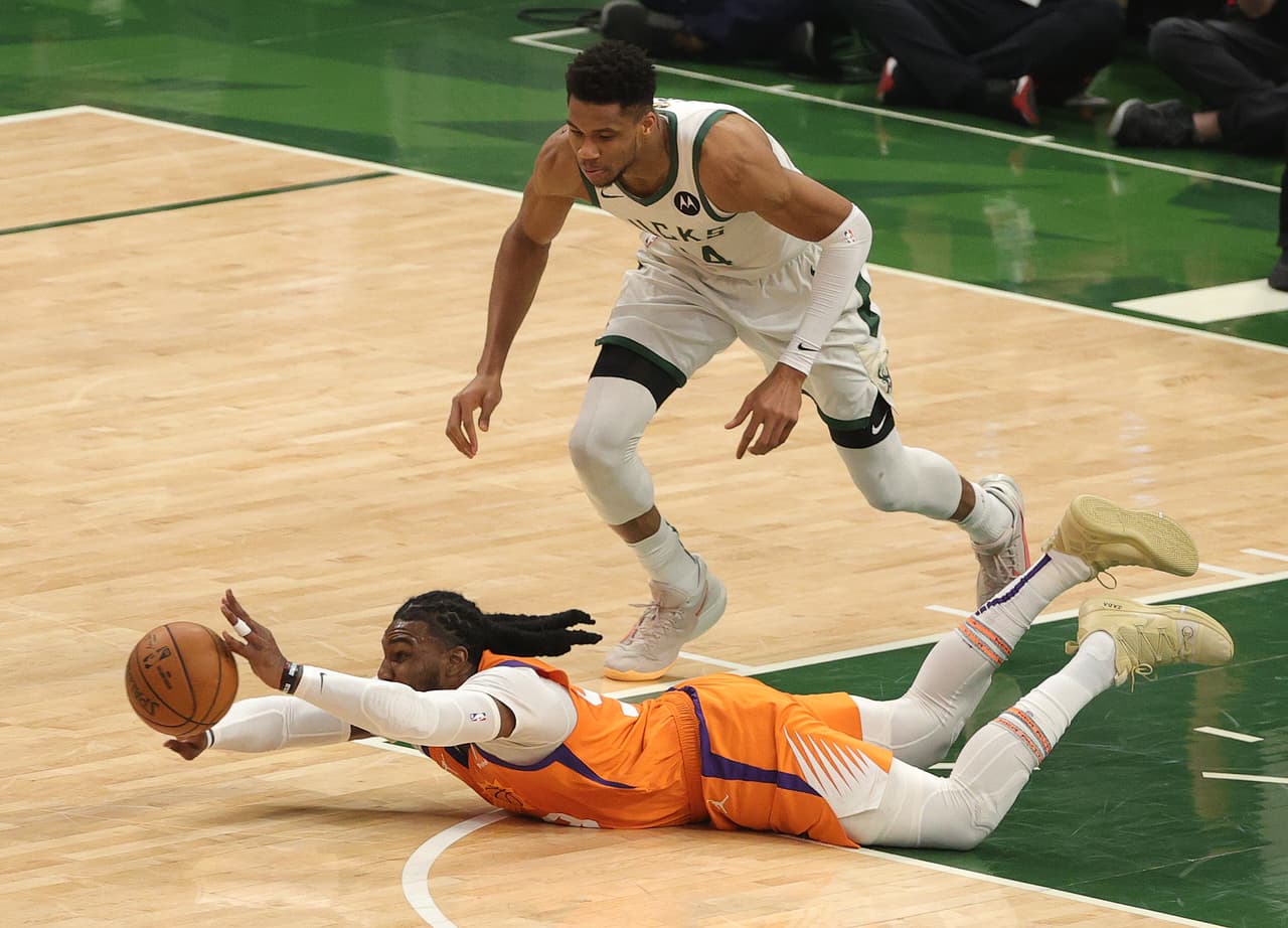 El segundo cuarto resultó aún más peleado y cerrado que el primero. La ligera ventaja comenzó a cerrarse de cara al descanso.