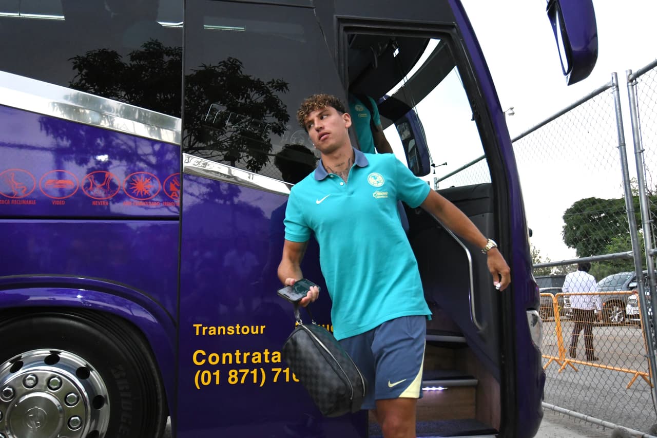 Igor Lichnovsky responde a fan y revela si se va del América