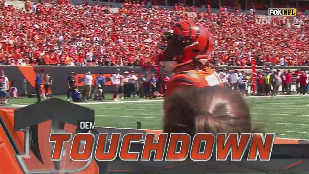 ¡Pick six! Fumble de Mayfield para touchdown de la defensiva de Bengals
