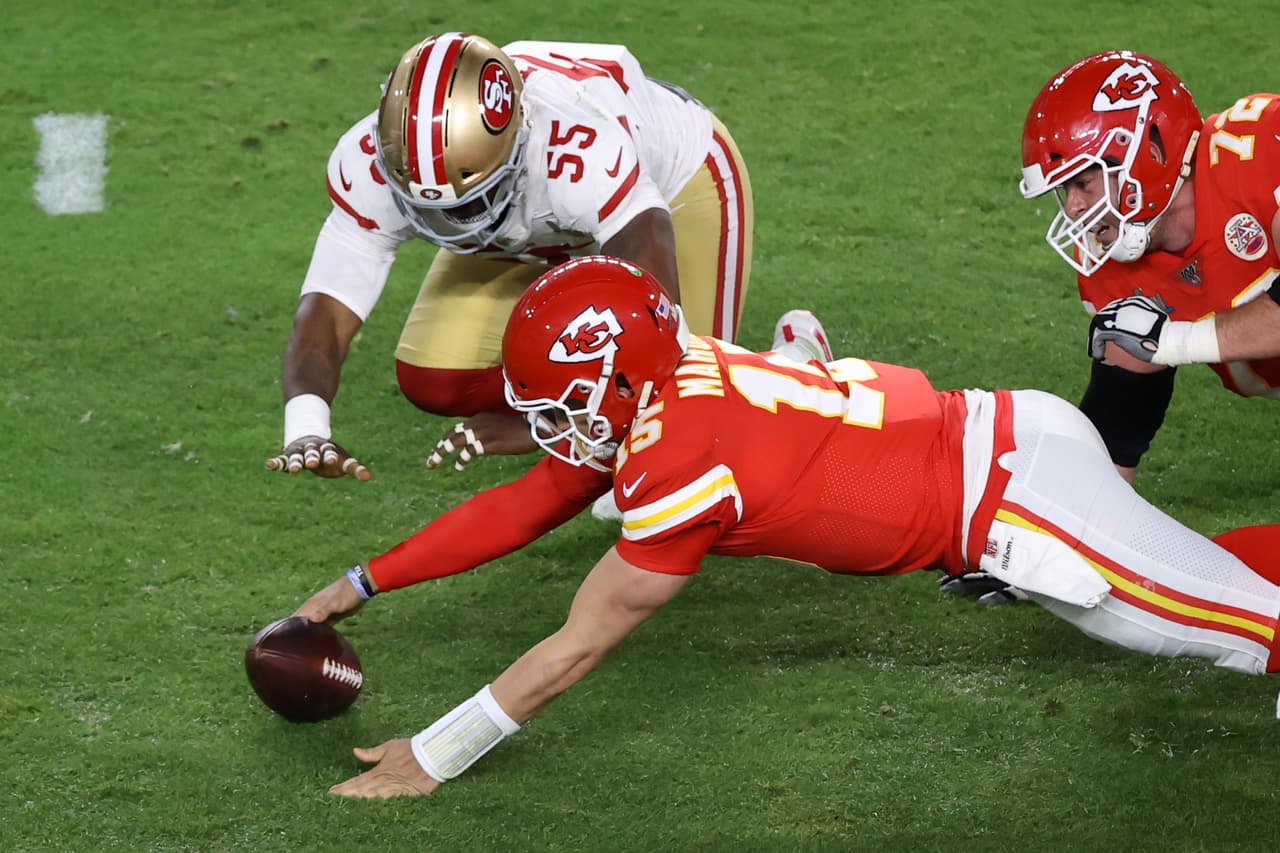 Así se gestó la heróica victoria de los Chiefs en el Super Bowl LIV tras anotar 21 puntos sin respuesta en el último cuarto para obtener su segundo título de Super Bowl en la historia de la franquicia. Los 49ers se quedan en la orilla y la espera sigue luego del último Vince Lombardi en 1995.