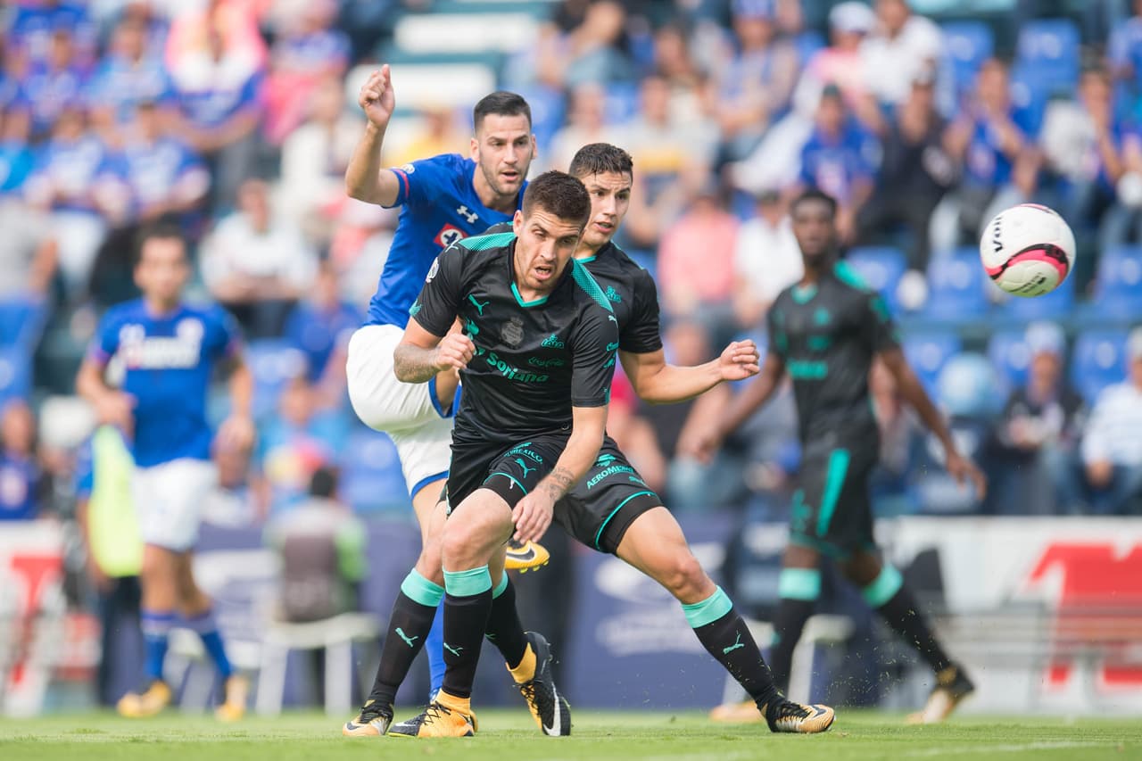 Otro que salió de Santos fue Ventura Alvarado, quien hará parte del Necaxa en 2018.