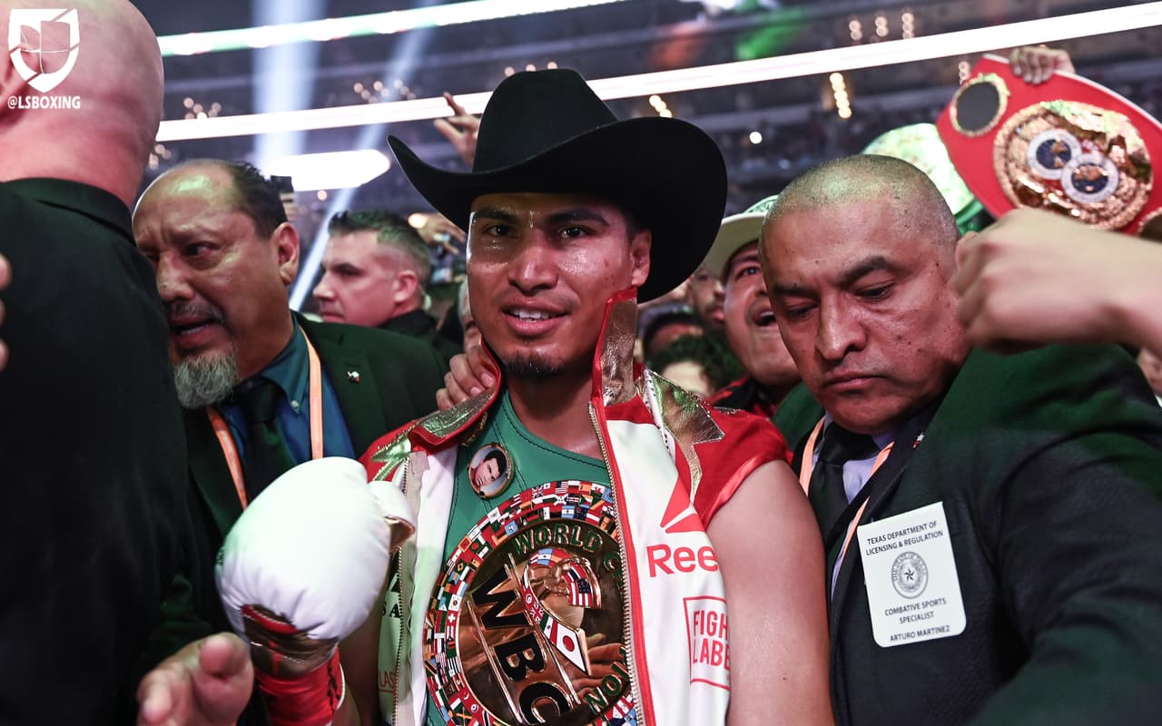 Noche en que Mikey García perdió el invicto ante un Errol Spence Jr muy superior. La desventaja de peso sí fue un factor en la pelea.