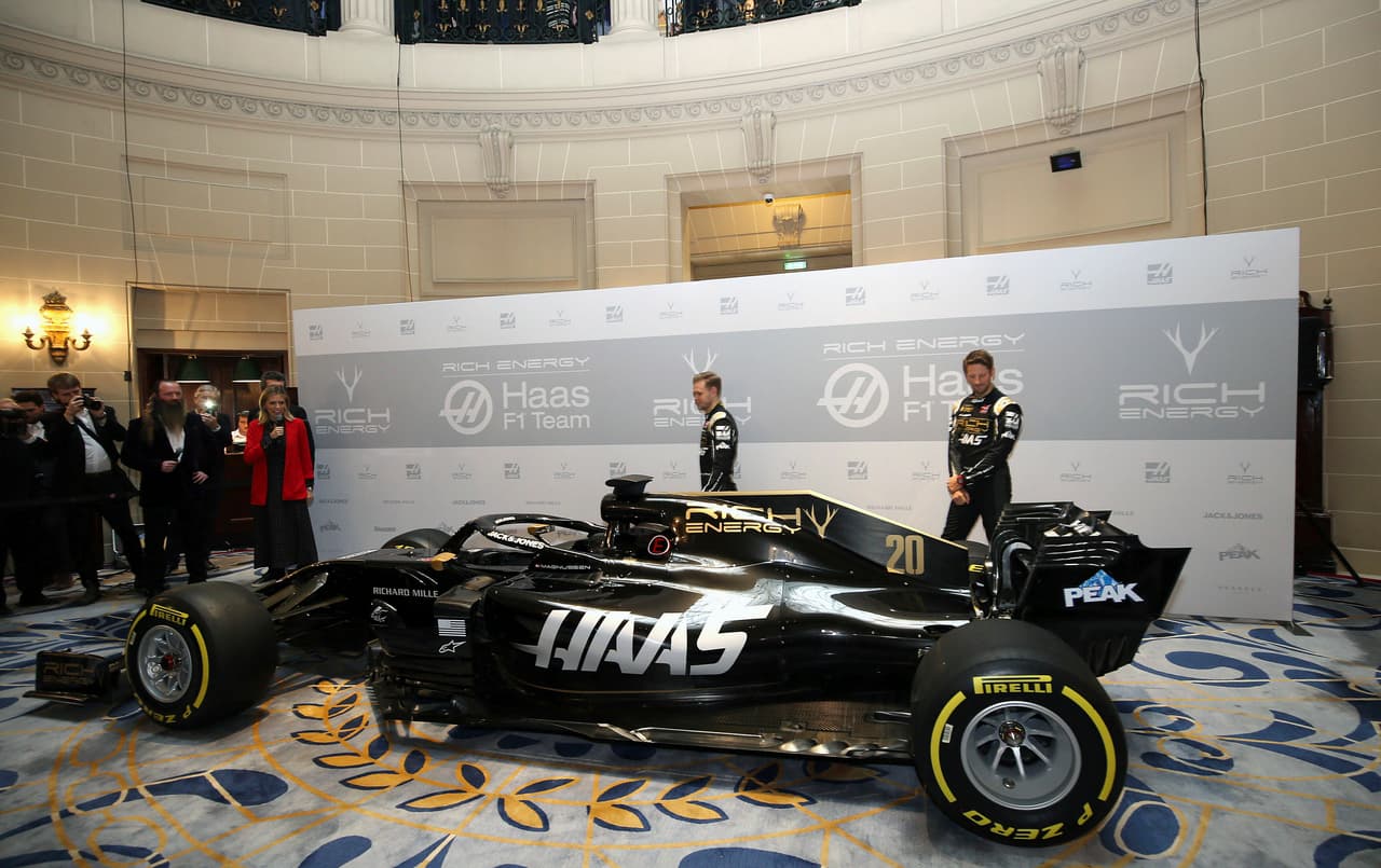 Gene Haas, fundador de la escudería, se mostró satisfecho por el trabajo realizado en términos de diseño y funcionalidad del nuevo auto.