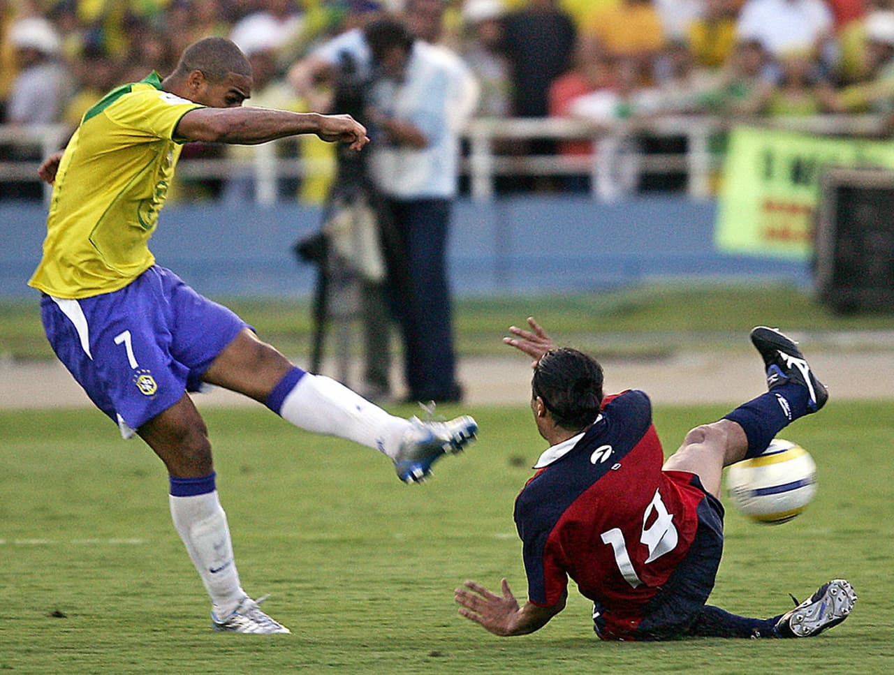 El entonces delantero del Inter de Milán marcó 3 goles en esa tarde para cerrar el 5-0 definitivo.