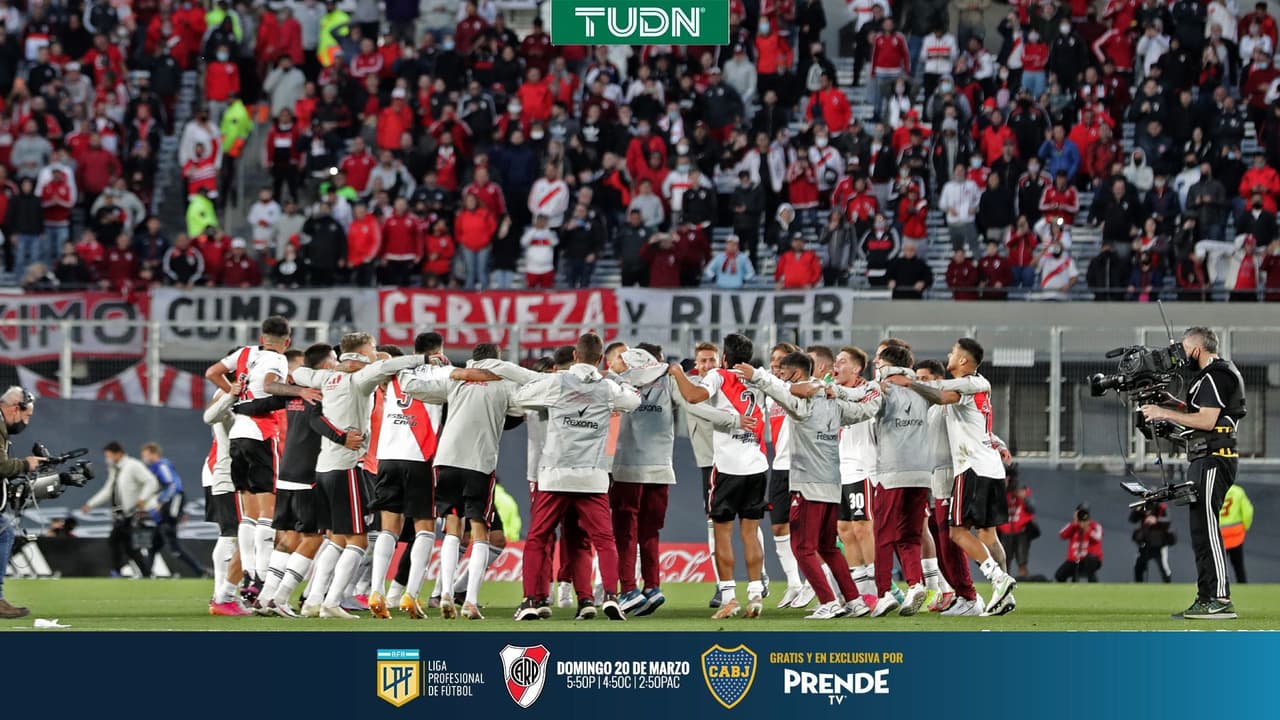 Hinchas de River Plate alistan épica bienvenida para el Superclásico