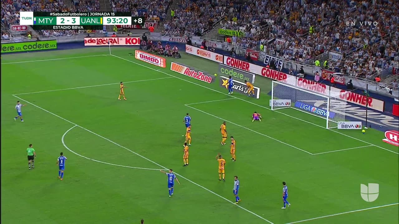 ¡TIRO ATAJADO! disparo por Jordi Cortizo.