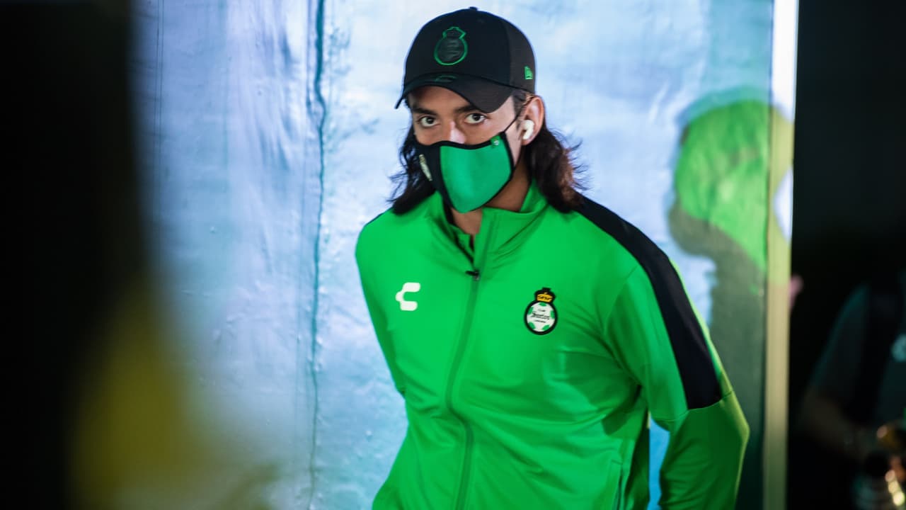 Leverkusen niega interés en Acevedo: "Es una tontería"