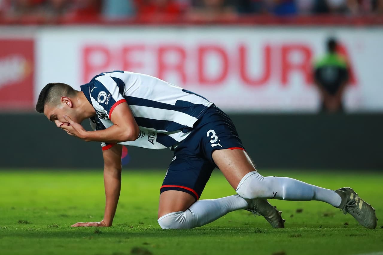 ¡Confirmado! Layún jugará en lugar de Montes la Final