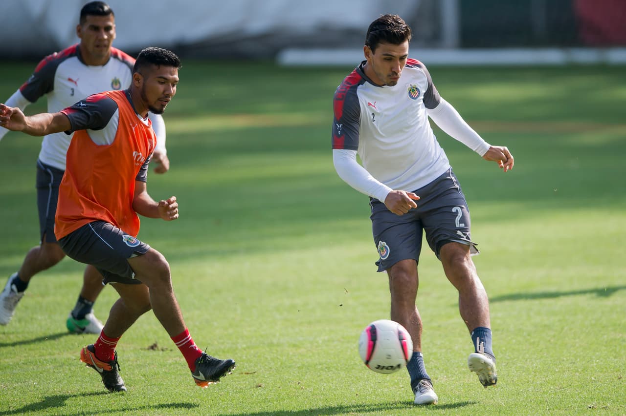 Los trabajos colectivos son una de las claves para los de Guadalajara, cuyo enfrentamiento contra Atlas por Copa MX también fue suspendido.
