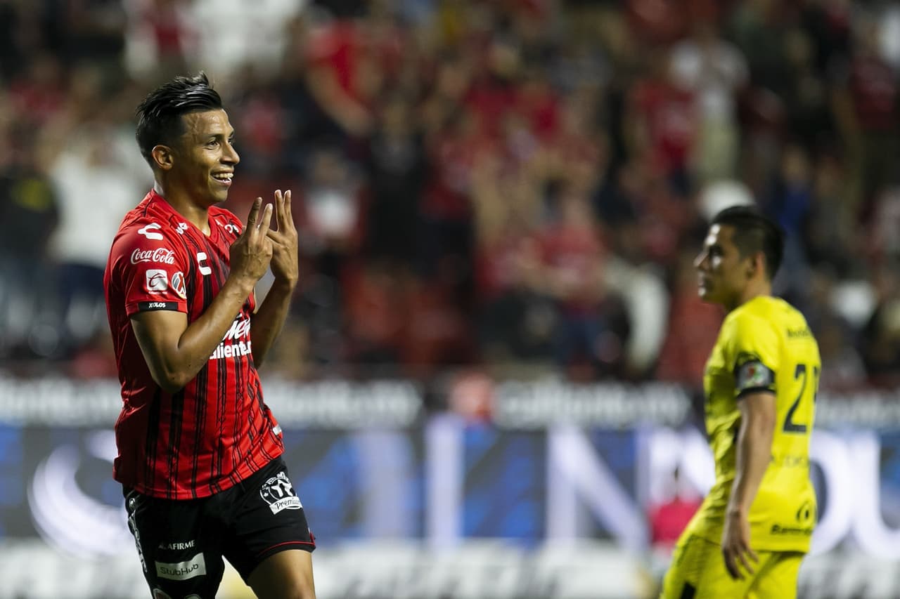 Sepúlveda (14’), Nahuelpán (45+1’) y Lainez (79’) anotaron para Xolos, Lezcano (29’) y Osuna (58´) de penal, marcaron para Morelia. En sus próximos compromisos, Tijuana visitará San Luis y Morelia recibirá a Necaxa. Ocupan las posiciones 13 y 6, respectivamente.