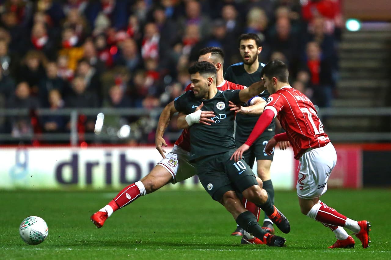 El tanto del argentino Sergio Agüero en el minuto 92 en el partido de ida dejó la eliminatoria prácticamente encarrilada, pero eso no impidió que ambos equipos salieran a dar competencia.