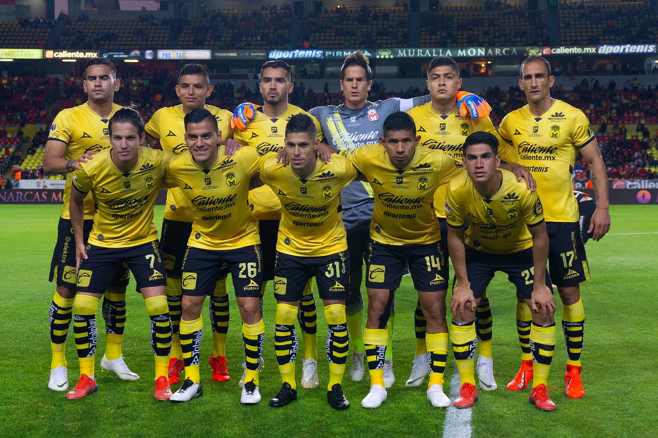 Esta formación titular presentó Monarcas Morelia bajo la dirección técnica de Roberto Hernández.