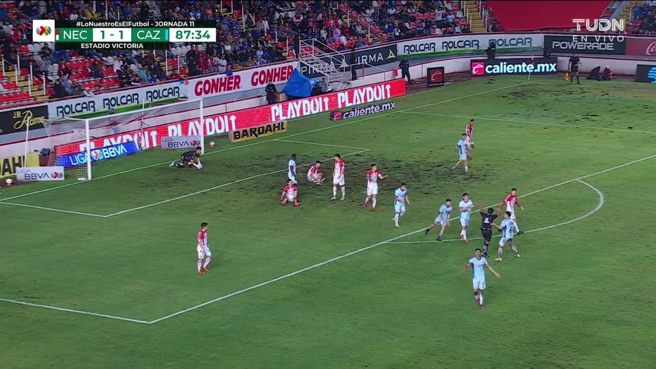 ¡TIRO ATAJADO! disparo por Ignacio Rivero.