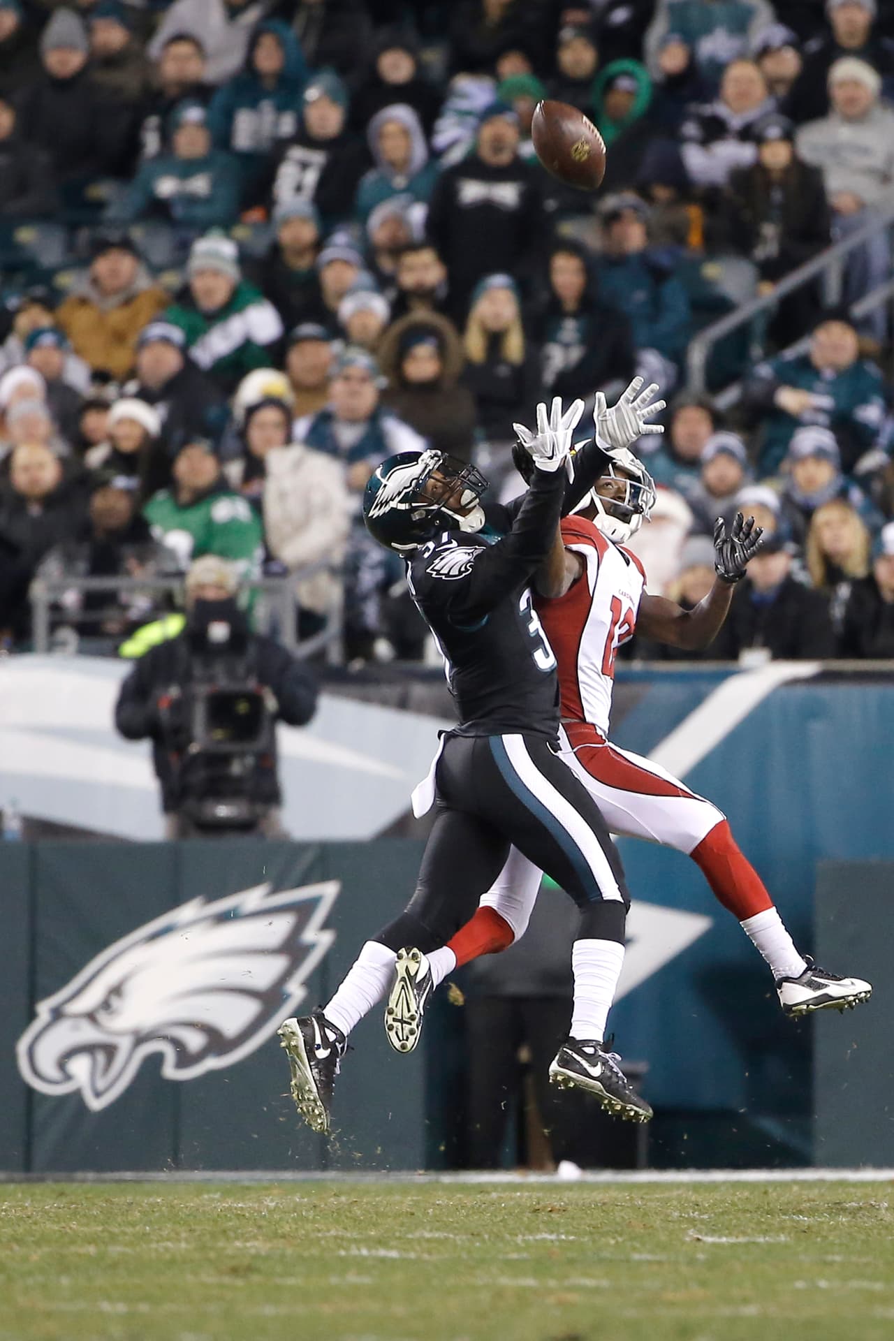 40-17, ese fue el marcador a favor de Arizona para que aseguraran el Oeste de la Nacional. Checa las mejores tomas del partido.