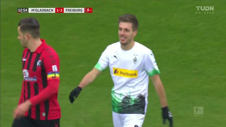 Tiro desviado de László Bénes