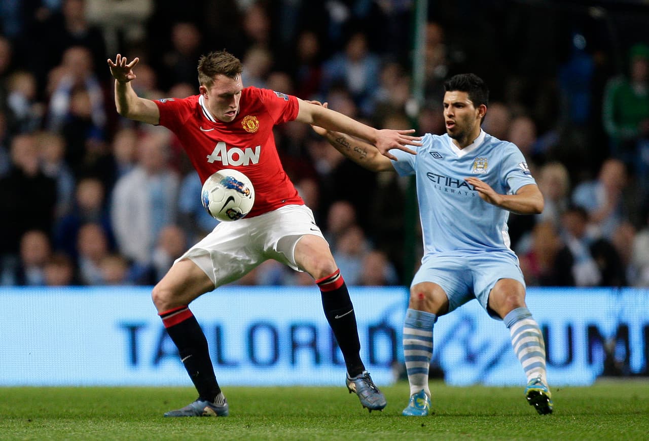 En 2012 el Manchester City y su odiado rival, el Manchester United, llegaban a la última jornada empatados en puntos, pero el City dependía de sí mismo para ganar la Premier League.