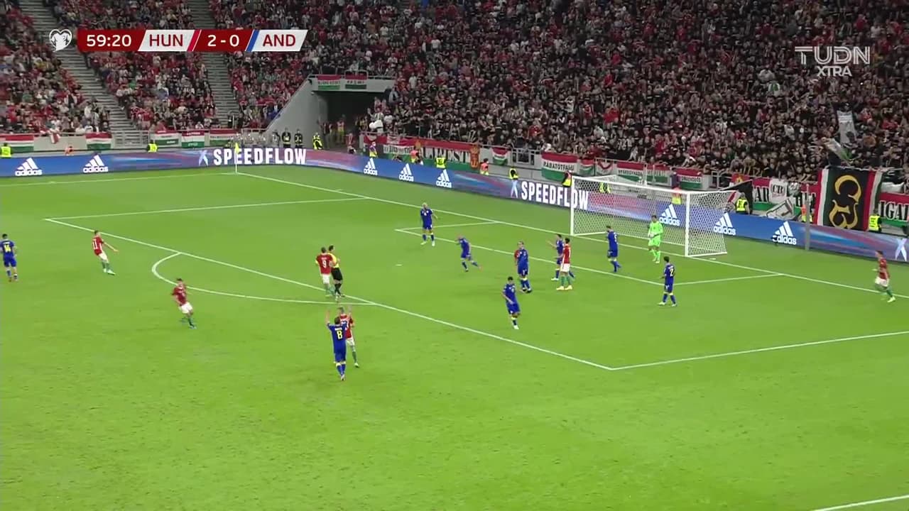 ¡TIRO ATAJADO! disparo por Dániel Sallói.