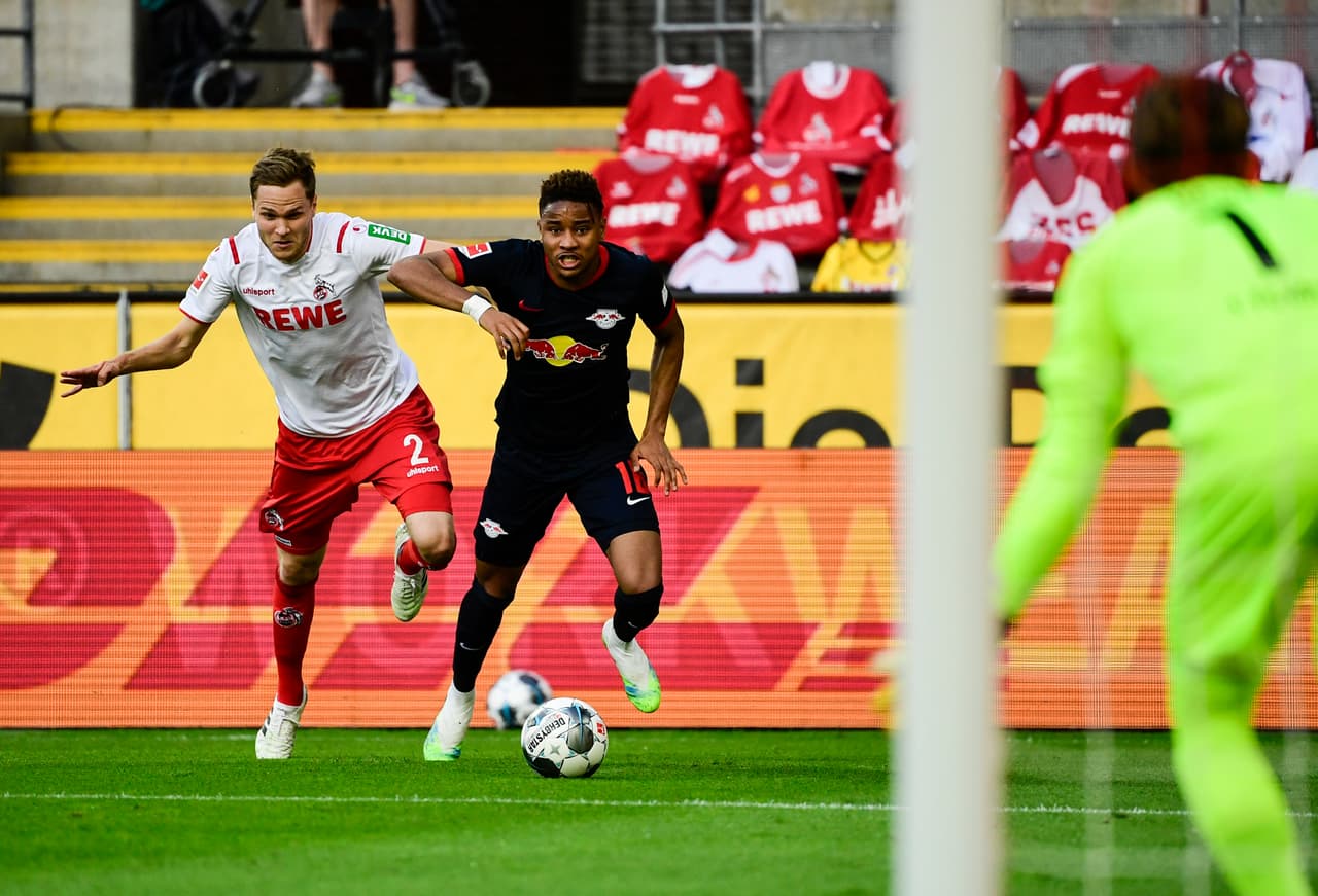 Ambos equipos mostraron una propuesta ofensiva en busca de los tres puntos.