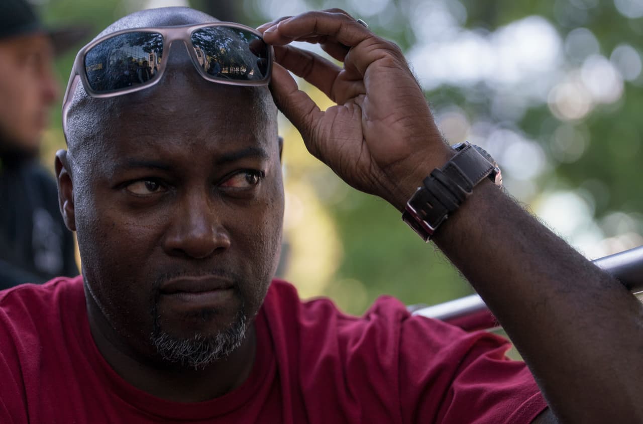 Desde muy temprano Rice tomó su lugar en un transporte especial donde se promocionaba los partidos de baloncesto.