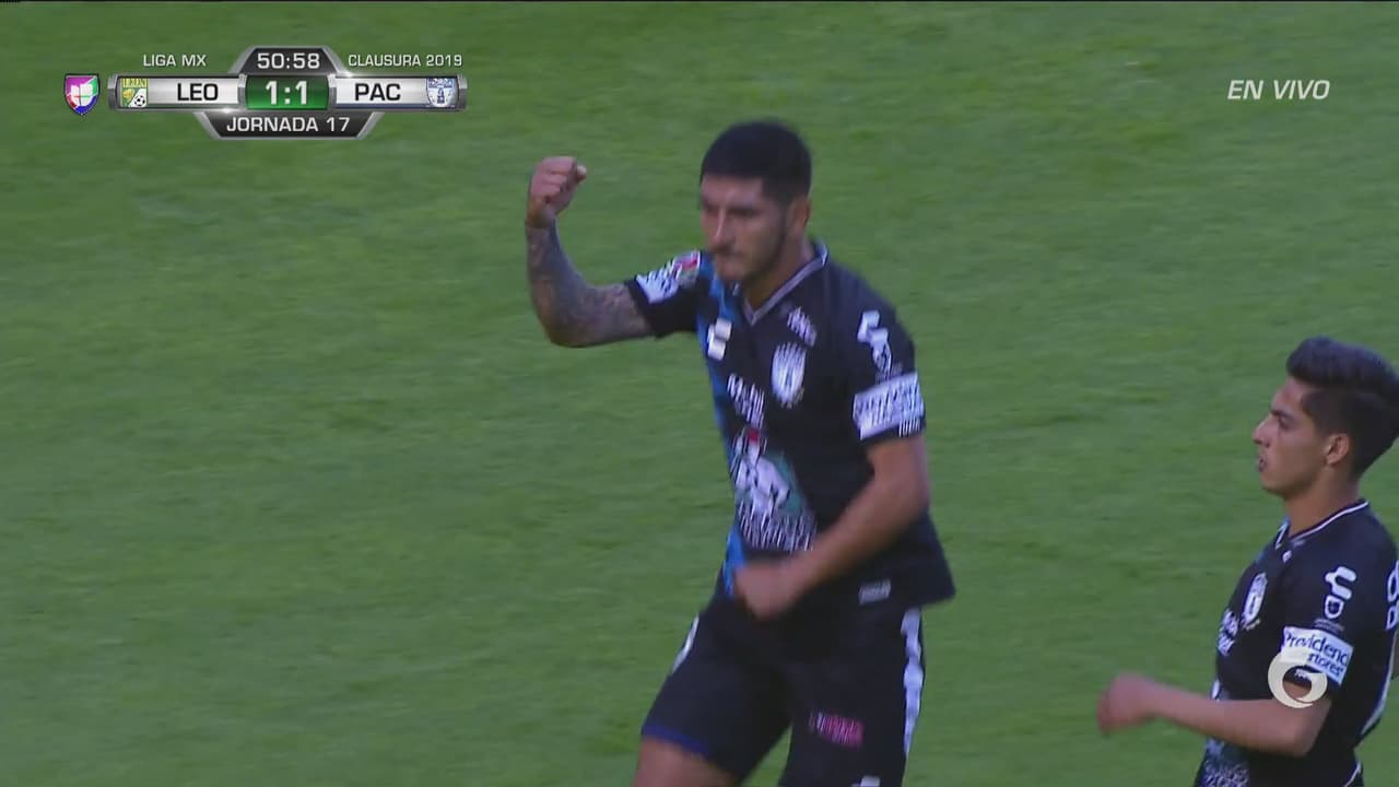 ¡Goool de Pachuca! 'Pocho' Guzmán pone la igualada