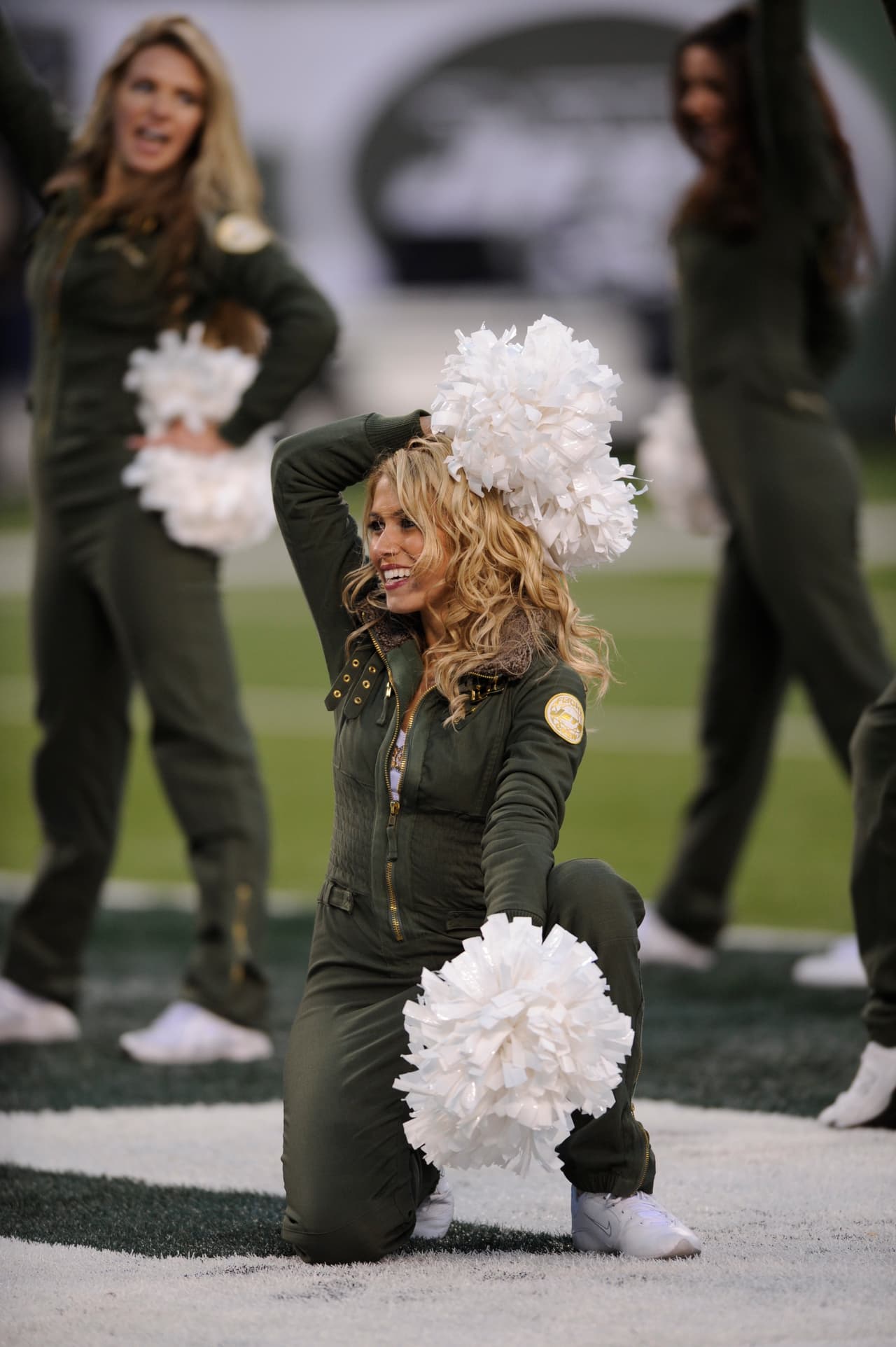 Linda integrante del Flight Crew para deleitarte la pupila. ¡Checa lo mejor de ella!