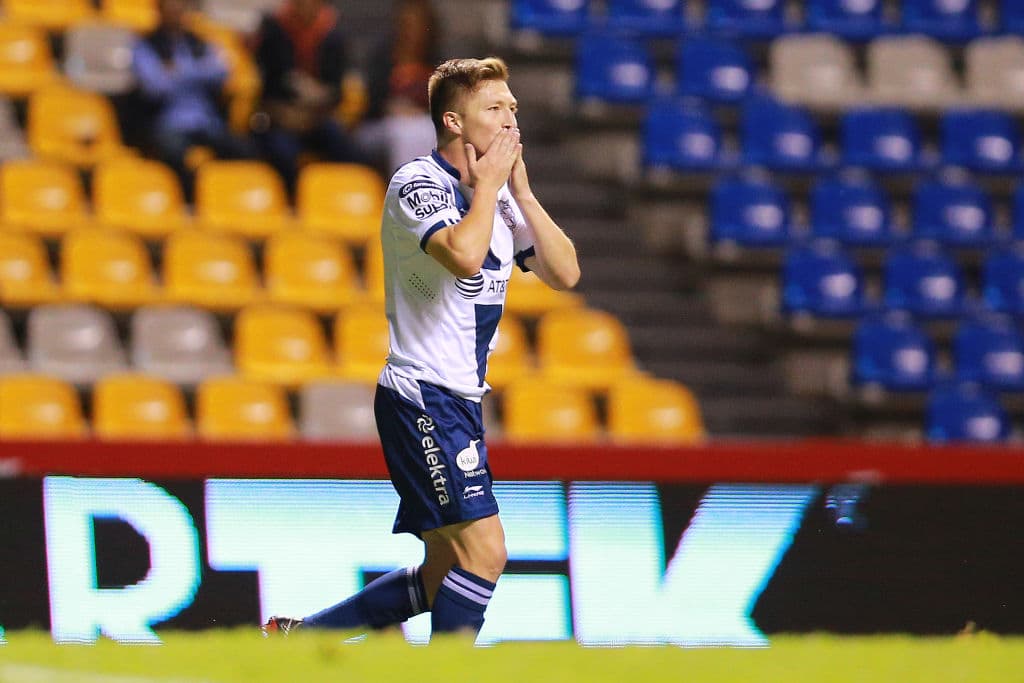 Con este tanto no solamente aventajaba el Puebla sino que le bajaba los humos a unos mal intencionados rojinegros, quienes habían creado peligro antes del gol de Chumacero.