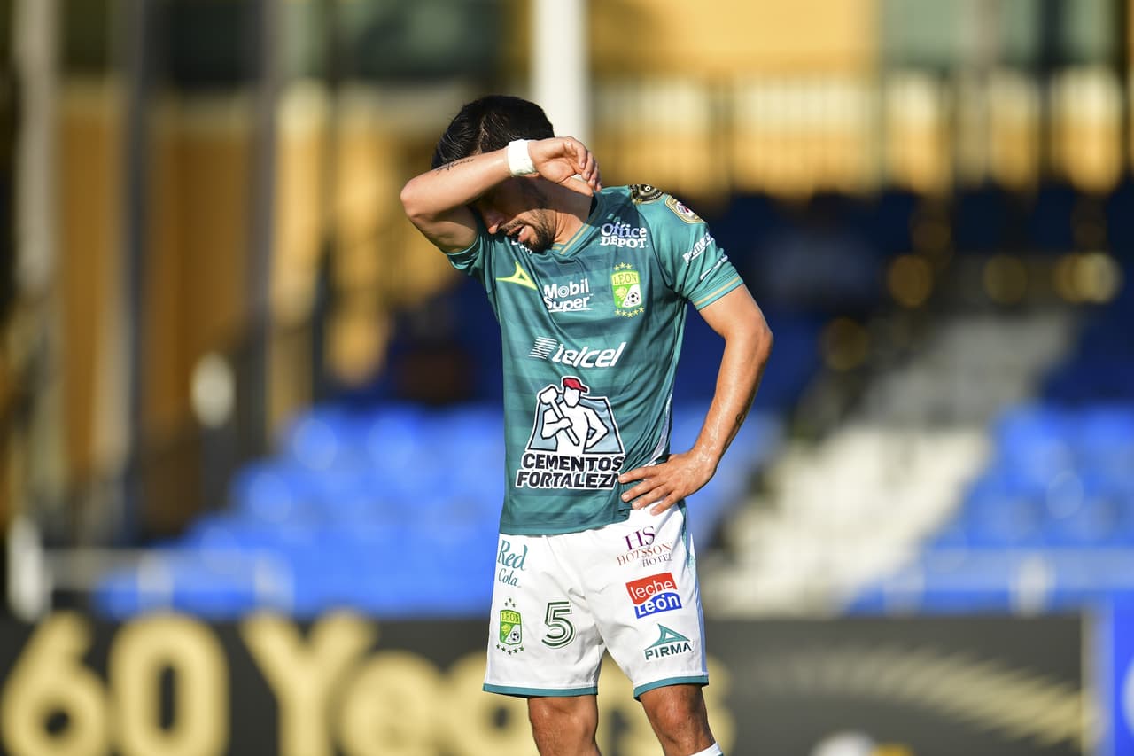 León revela parte médico de Navarro; es duda para la Liguilla