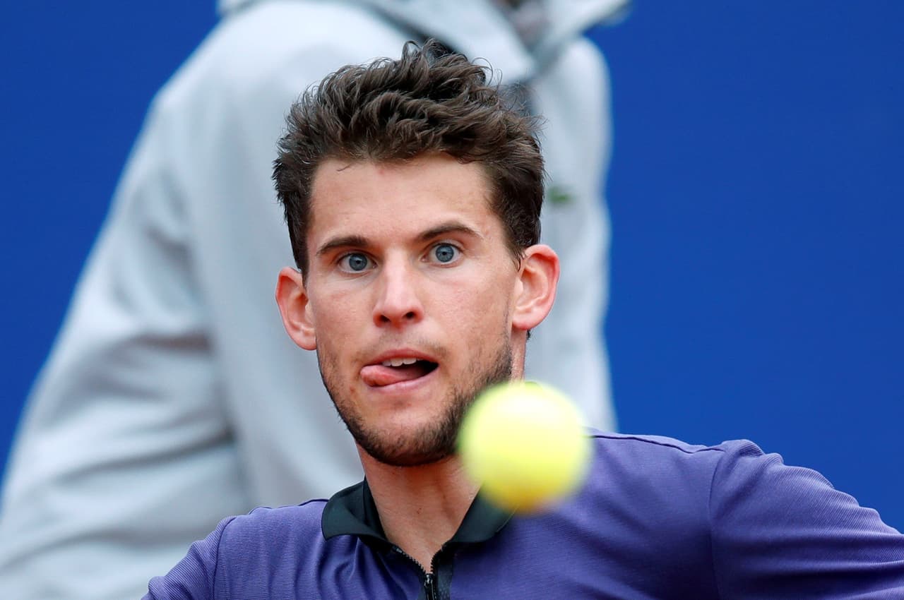 El austríaco Dominic Thiem se impuso 6-4, 6-0 contra el ruso Daniil Medvedev, afectado por lesiones en la Final del ATP 500 Barcelona Open Banc Sabadell, conocido como Trofeo Conde de Godó.