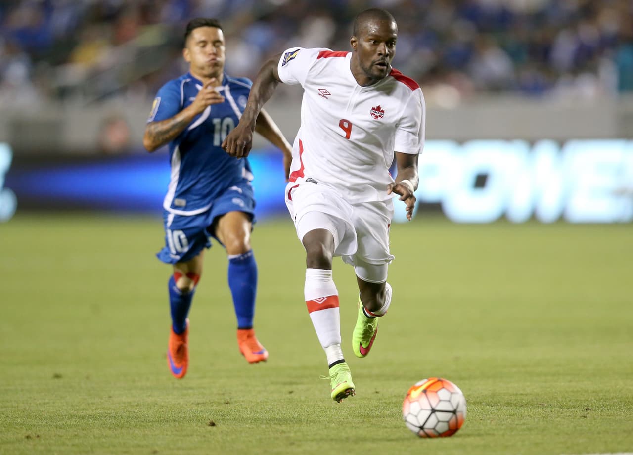 El contragolpe y los desdobles rápidos son las principales estrategias de ataque de los rojos, Cyle Larin y Tousaint Ricketts son los encargados de los goles en el equipo. La dupla de delanteros buscará explotar su altura y velocidad ante los mexicanos.