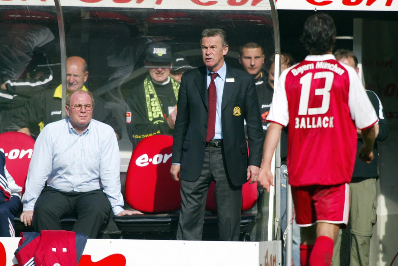 Con 23 años, en el 2003, habló con el director deportivo del Bayern, Uli Hoeness, para revelarle que padecía depresión y necesitaba parar. Entre Hoeness y Ottmar Hitzfeld lo arroparon.