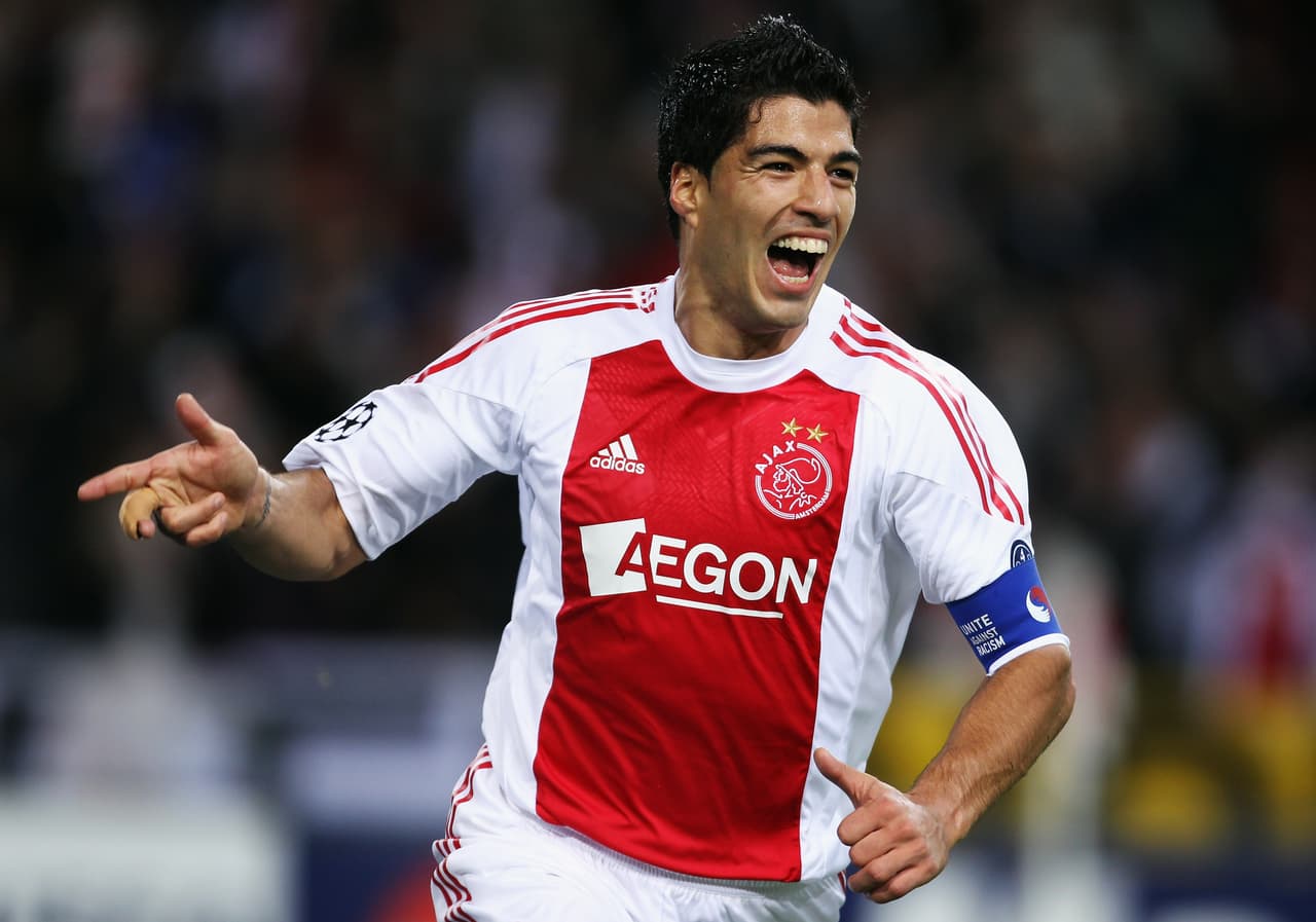 El uruguayo Luis Suárez estuvo de 2007 a 2010 en Ajax, donde marcó 111 goles en 159 partidos.