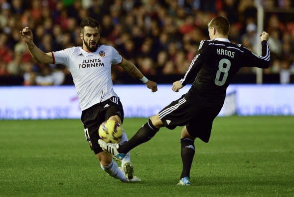 Valencia intentó controlar los últimos minutos del juego esperando aguantar el resultado a su favor.