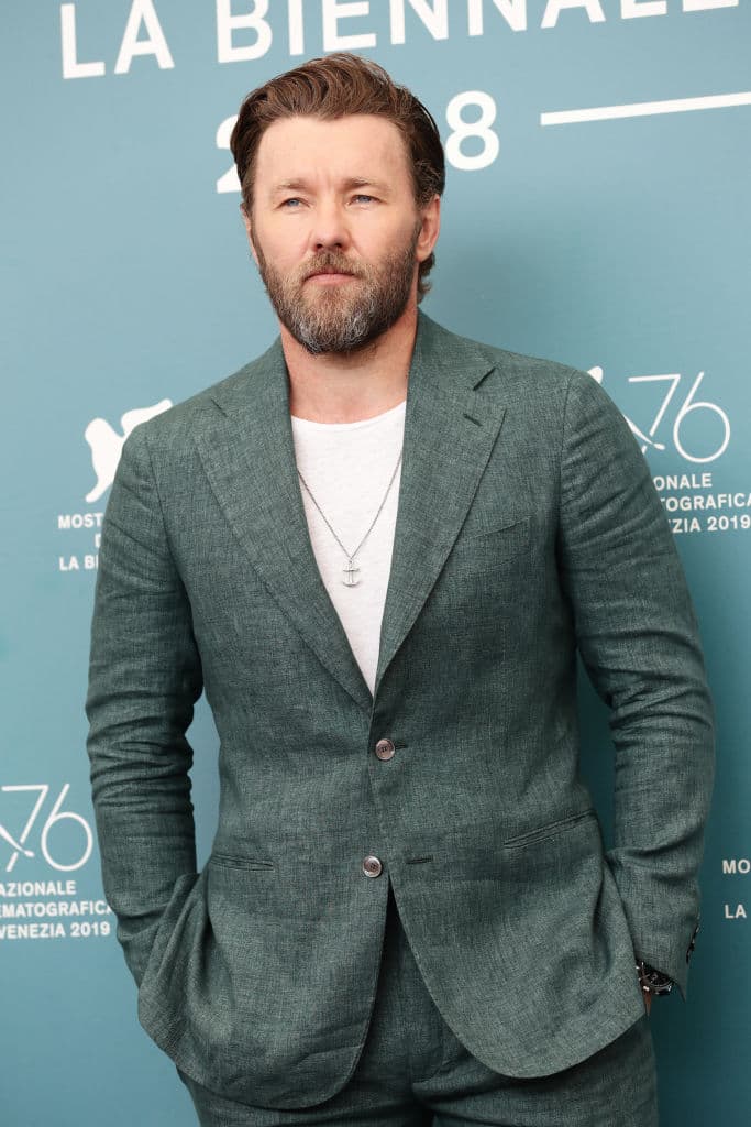 Uno es el humano Ward, y el otro el orco Jakoby. Ambos inician una guardia nocturna que cambiará el futuro y el mundo que conocen.
<br>