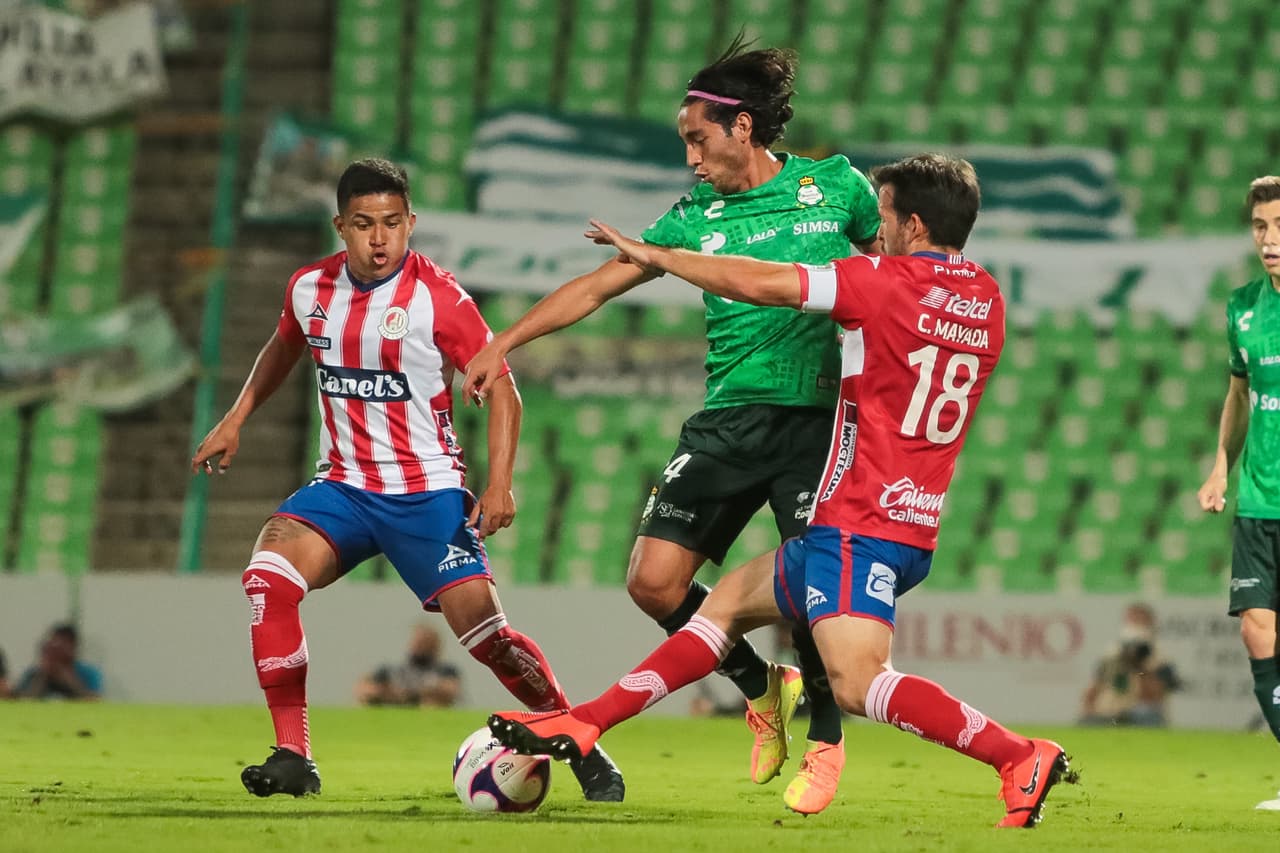 Con goles de Julio Furch y Gael Sandoval, los Guerreros consiguen tres importantes puntos y superan a al Rebaño Sagrado en la tabla.