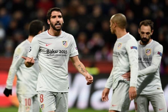 La polémica se daría casi al final del partido, un tiro de esquina del Atlético terminaría en gol pero seria anulado porque supuestamente salió el balón del terreno de juego.