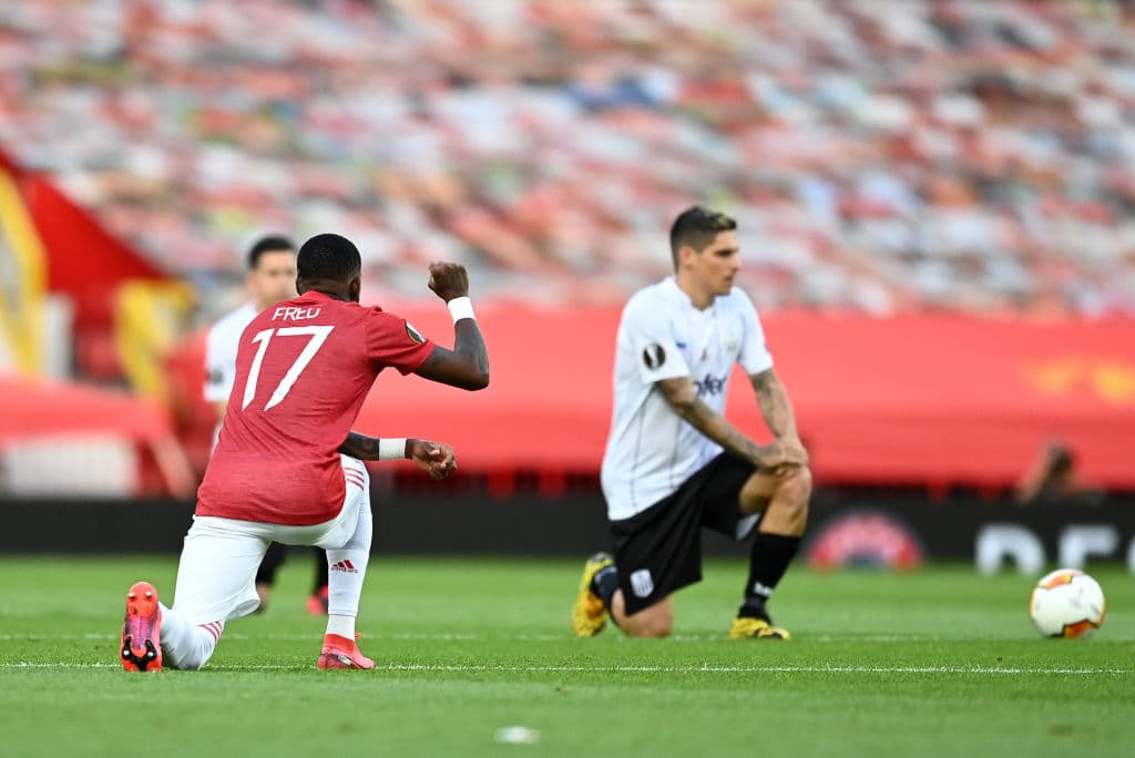 Como el resto de los encuentros en territorio europeo, guardaron un minuto de silencio por las víctimas de la pandemia.