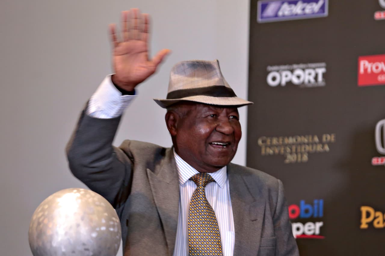 Arlindo Dos Santos será uno de los nuevos en el Salón de la Fama como Decano del Fútbol Nacional, junto a Aeron Padilla.