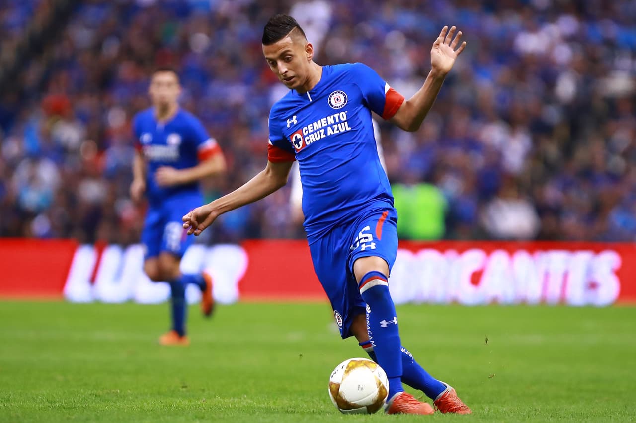 <b>Roberto Alvarado, Cruz Azul</b>. El juvenil futbolista Cementero ha sido una revelación esta temporada y su equipo espera de él regularidad, pues conectado es un jugador peligroso en ataque.