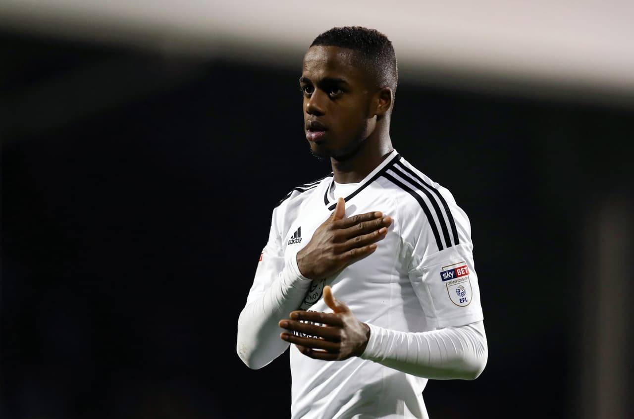 El joven Ryan Sessegnon, de 17 años, es una de las joyas que tiene entre ojos París Saint Germain para la próxima temporada y por eso buscaría comprarle su ficha al Fulham.