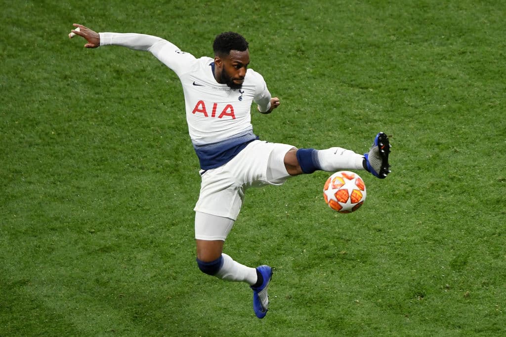 Luego de que el Tottenham
<b> </b>dejara a Danny Rose
<b> </b>fuera de la gira para que el jugador 'explorara opciones en el mercado', al parecer, el club mejor colocado para hacerse con sus servicios es el PSG, según deja ver Sky Sport. El jugador del Fulham, Ryan Sessegnon, sería el principal nombre para sustituir a Rose.