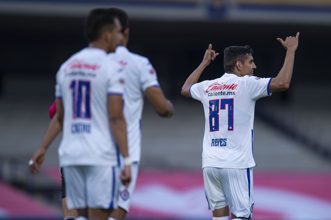 Josué Reyes marcó doblete al 41’ luego de recibir un balón producto de un tiro libre para empujar el esférico al fondo del arco.