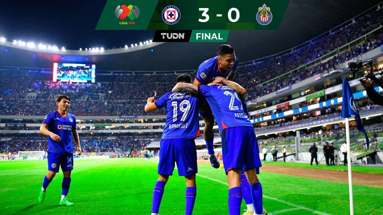 Resumen | Cruz Azul humilla y golea a las Chivas de cara al Clásico ante América