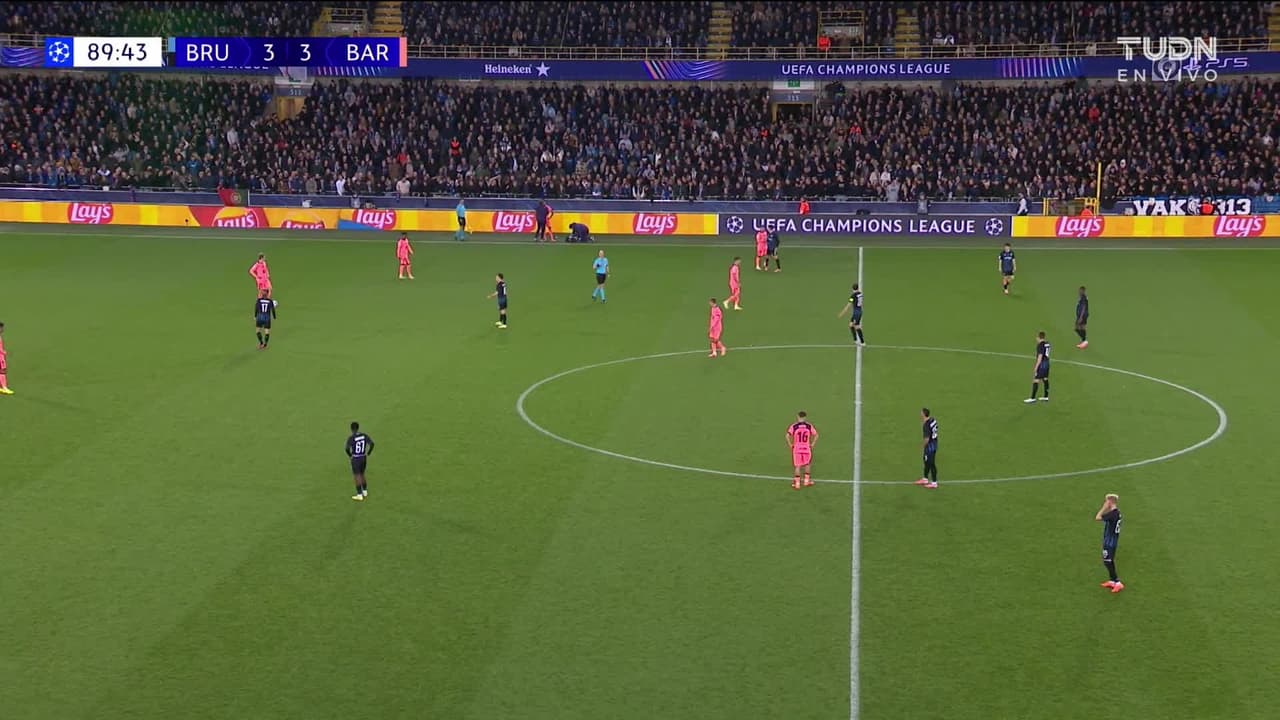 ¡GOL!  anota para Club Brugge. Romeo Vermant