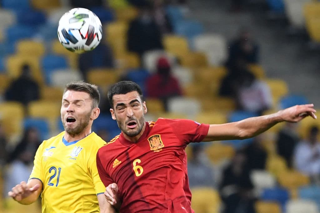 Los locales daban muchas facilidades para que los de Luis Enrique presionaran en campo rival.